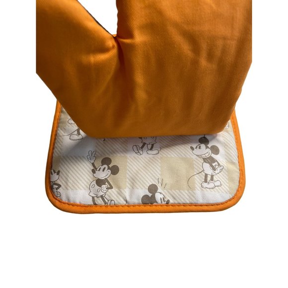 Disney Mickey Mouse Fall Oven Mitt and Pot Holder Set - Picture 2 of 3
